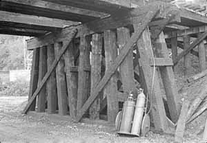 http://research.nprha.org/JMFNPPhoto05000/JMF07-04690.0.jpg